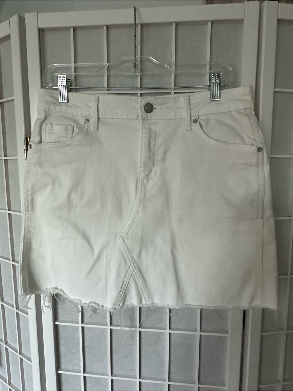 Old Navy White Raw Hem Denim Mini Skirt